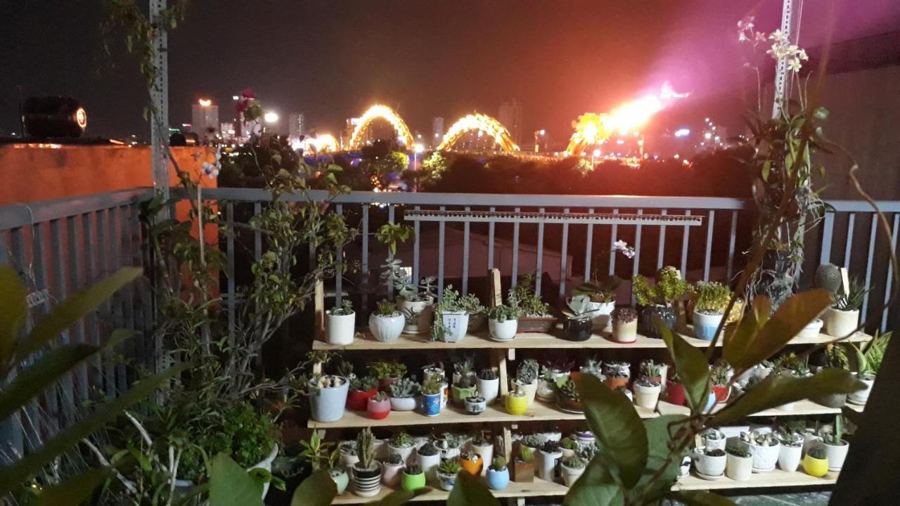 Homestay Sena 4th-rooftop Overlooking Dragon Bridge